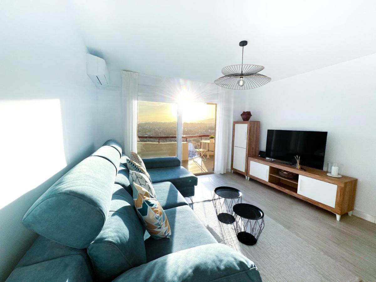 Apartamento A 900 M De La Playa Y Con Vistas Al Mar En Фуенхірола Екстер'єр фото