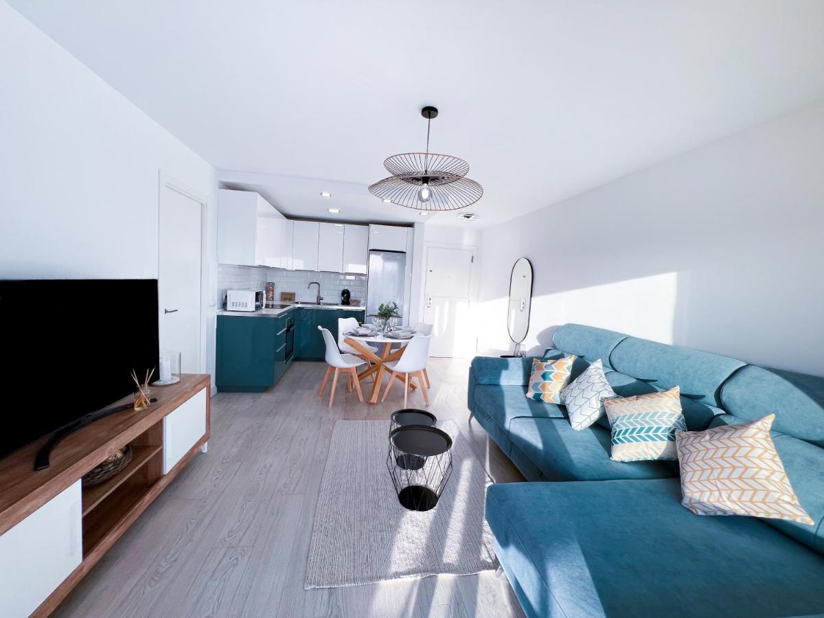 Apartamento A 900 M De La Playa Y Con Vistas Al Mar En Фуенхірола Екстер'єр фото