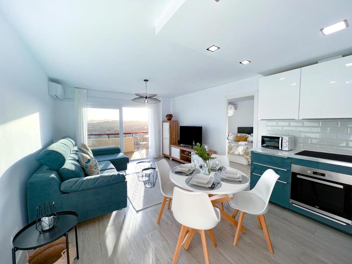 Apartamento A 900 M De La Playa Y Con Vistas Al Mar En Фуенхірола Екстер'єр фото